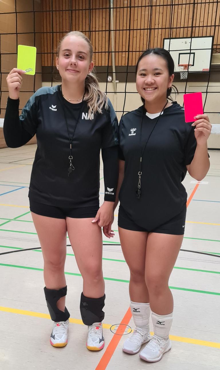 Neue Schiedsrichterinnen Neele Meilhammer und Joy Lin